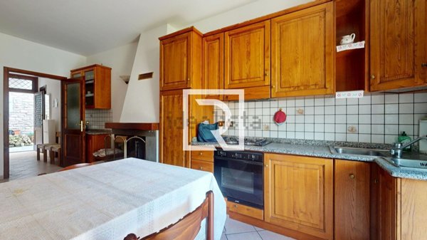 casa indipendente in vendita a Portico e San Benedetto