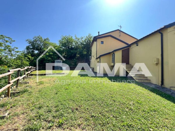 casa indipendente in vendita a Predappio in zona Montemaggiore