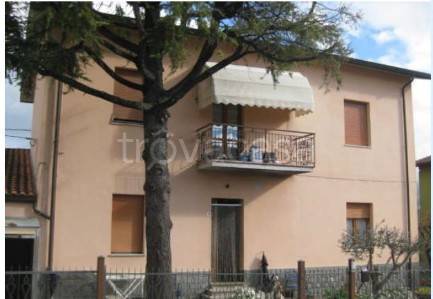 casa indipendente in vendita a Predappio in zona Fiumana