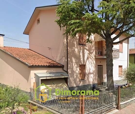 casa indipendente in vendita a Predappio in zona Fiumana
