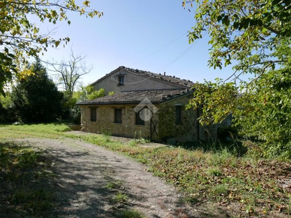 casa indipendente in vendita a Predappio in zona Fiumana