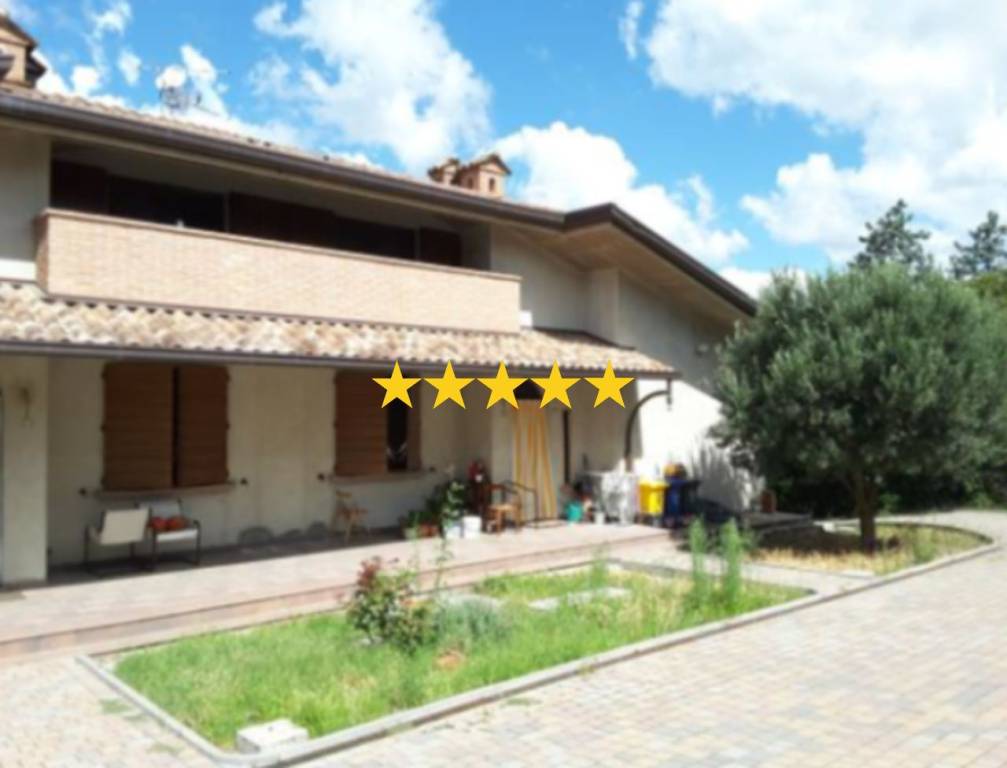 casa indipendente in vendita a Predappio