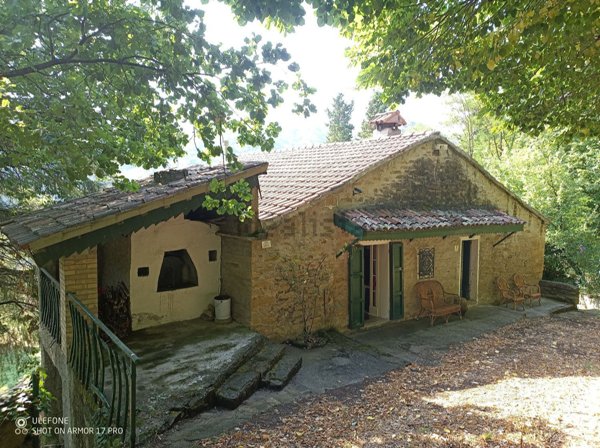 casale in vendita a Predappio in zona Tontola