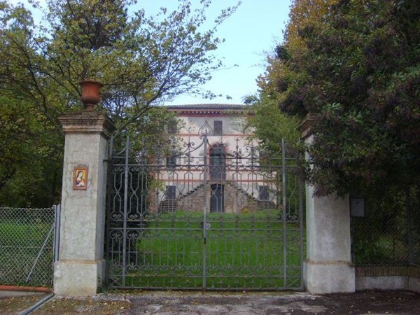 casa indipendente in vendita a Predappio