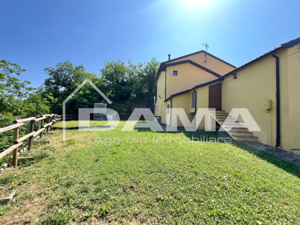 casa indipendente in vendita a Predappio in zona Montemaggiore