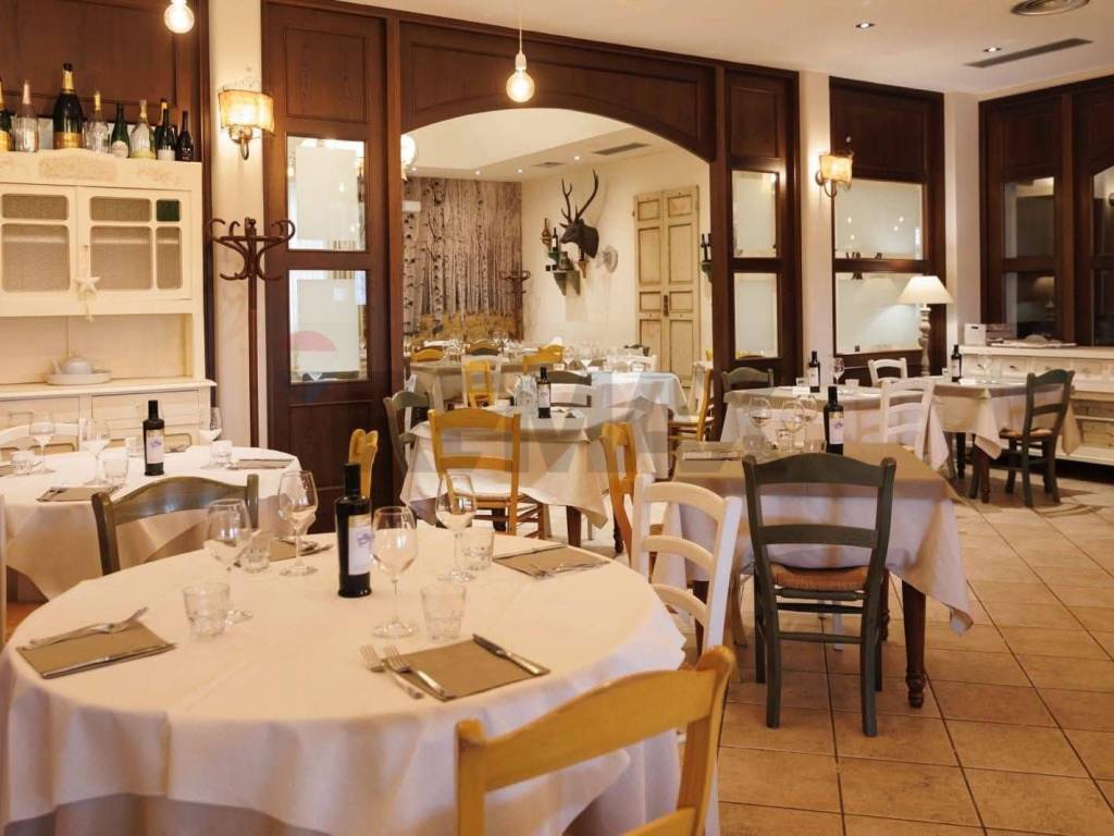 negozio in vendita a Predappio in zona Montemaggiore