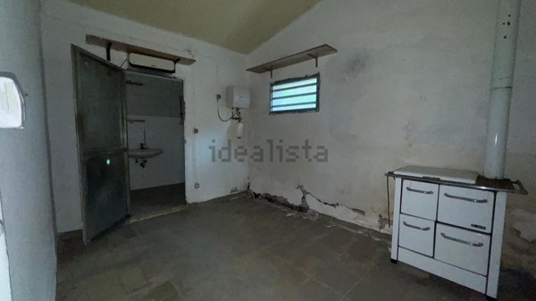 capannone in vendita a Predappio