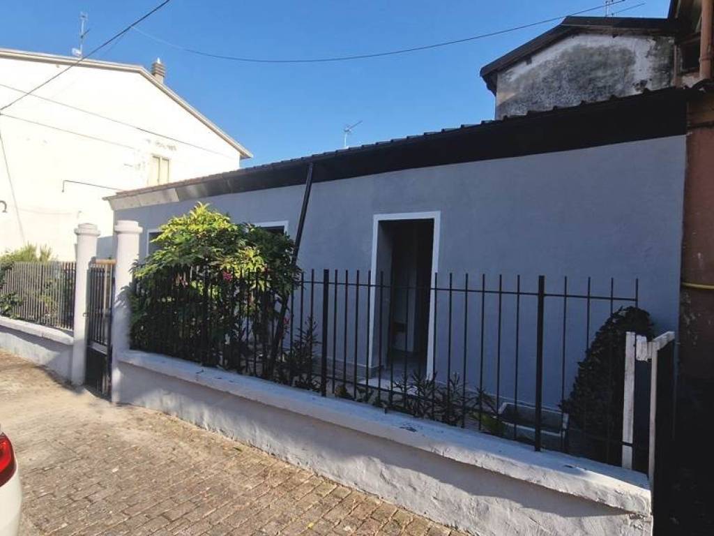 casa indipendente in vendita a Predappio