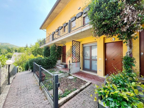 appartamento in vendita a Predappio in zona Dovia