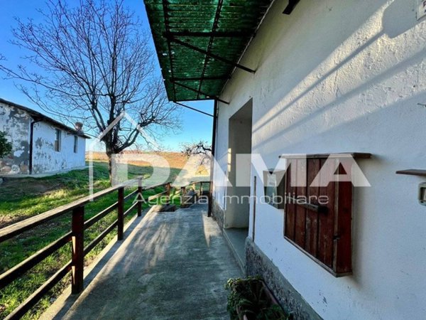 casa indipendente in vendita a Predappio in zona Montemaggiore