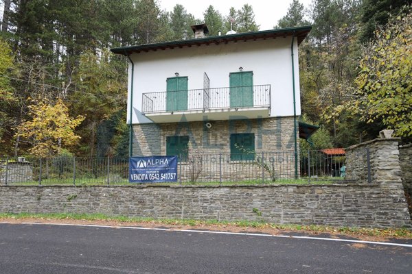 casa indipendente in vendita a Premilcuore