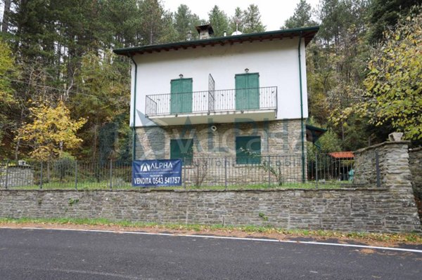 casa indipendente in vendita a Premilcuore