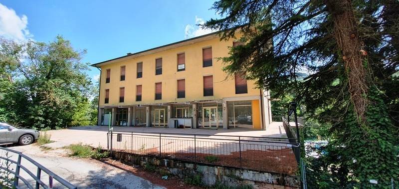 negozio in vendita a Rocca San Casciano