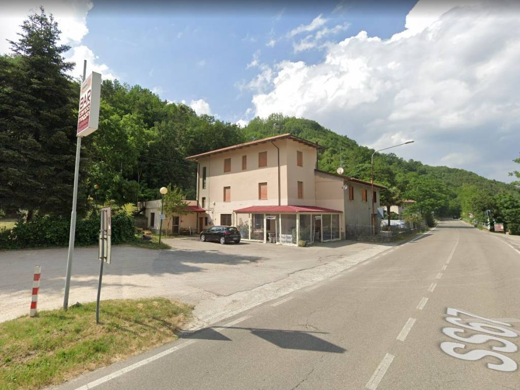 casa indipendente in vendita a Rocca San Casciano
