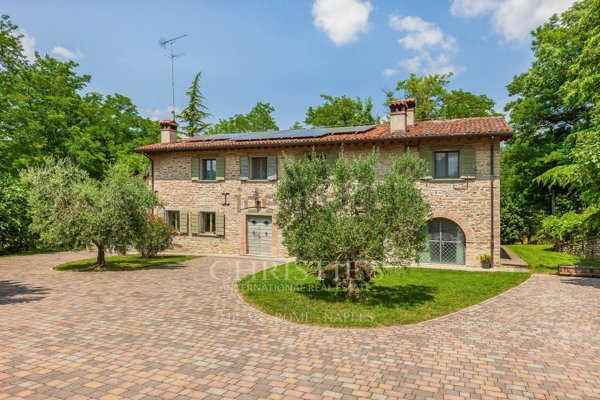 casa indipendente in vendita a Rocca San Casciano