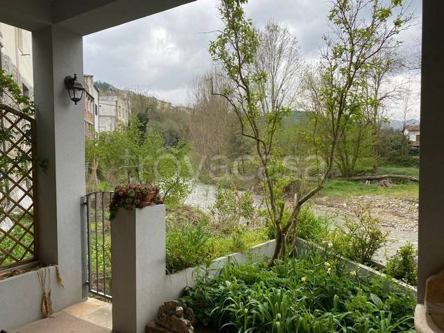 casa indipendente in vendita a Rocca San Casciano