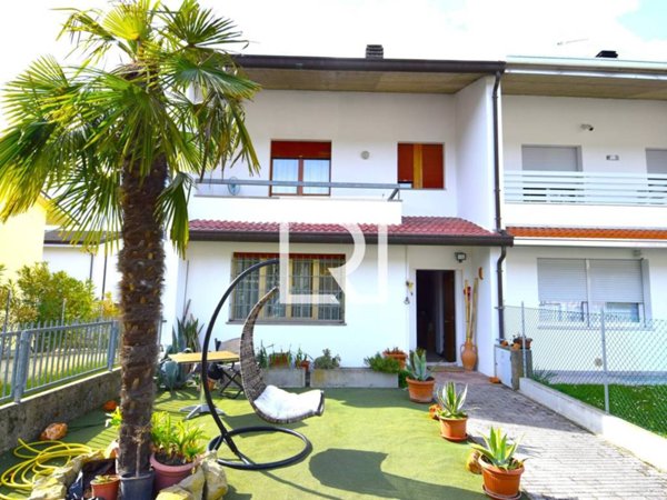 casa indipendente in vendita a Rocca San Casciano