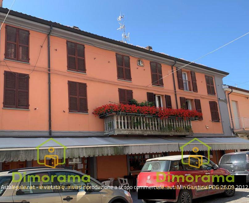 locale commerciale in vendita a Roncofreddo