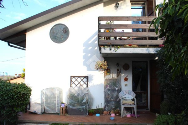 casa indipendente in vendita a Roncofreddo in zona Diolaguardia