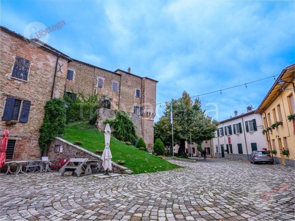 appartamento in vendita a Roncofreddo in zona Monteleone