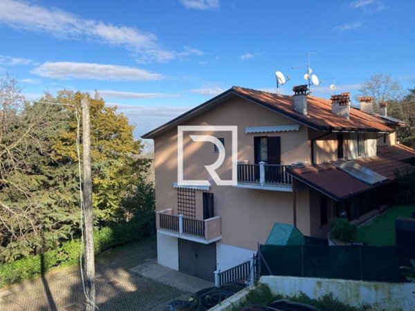 casa indipendente in vendita a Roncofreddo in zona Diolaguardia