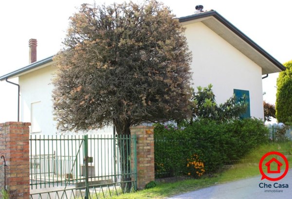 casa indipendente in vendita a Roncofreddo in zona Diolaguardia