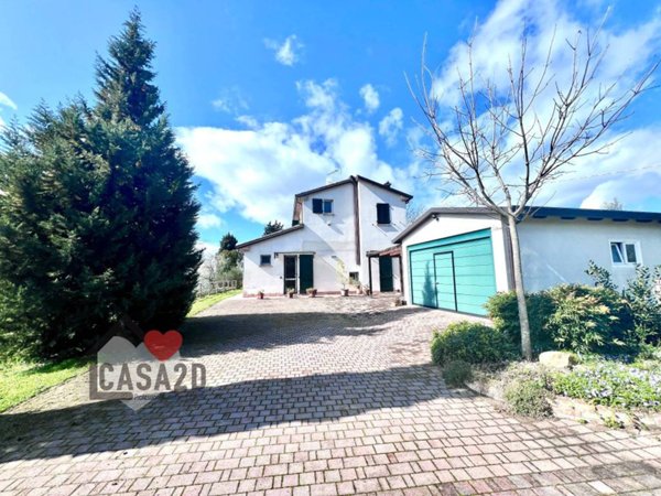 casa indipendente in vendita a Roncofreddo in zona Monteleone