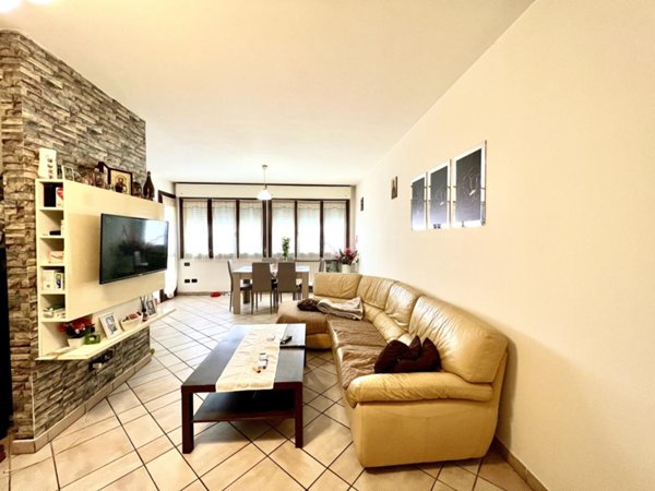 appartamento in vendita a Roncofreddo in zona Gualdo