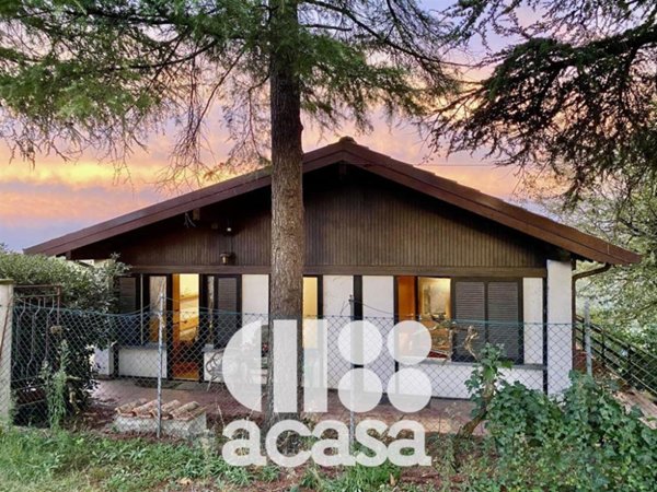 casa indipendente in vendita a Roncofreddo in zona Montecodruzzo