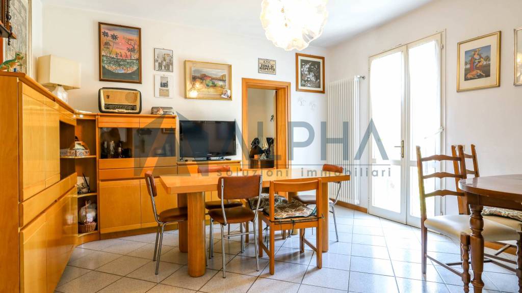 casa indipendente in vendita a Roncofreddo in zona Diolaguardia