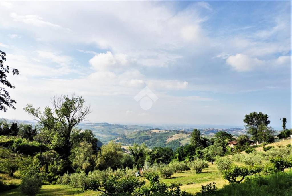 terreno edificabile in vendita a Roncofreddo