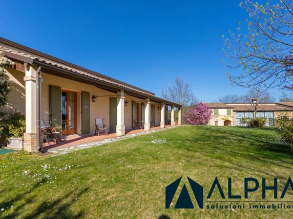 casa indipendente in vendita a Roncofreddo