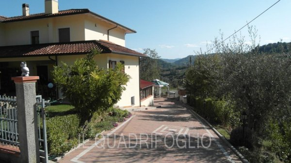 casa indipendente in vendita a Roncofreddo in zona Sorrivoli