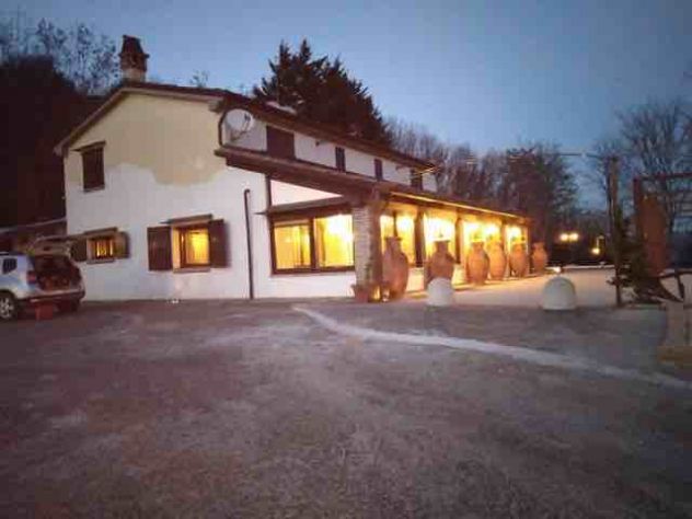 negozio in vendita a Roncofreddo in zona Sorrivoli