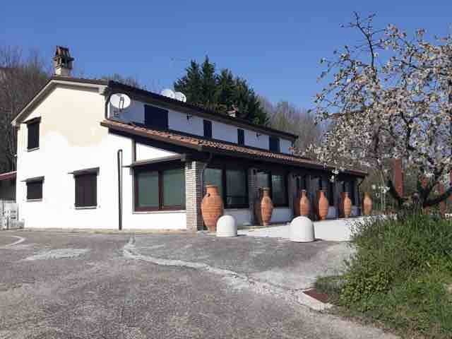 casa indipendente in vendita a Roncofreddo in zona Sorrivoli