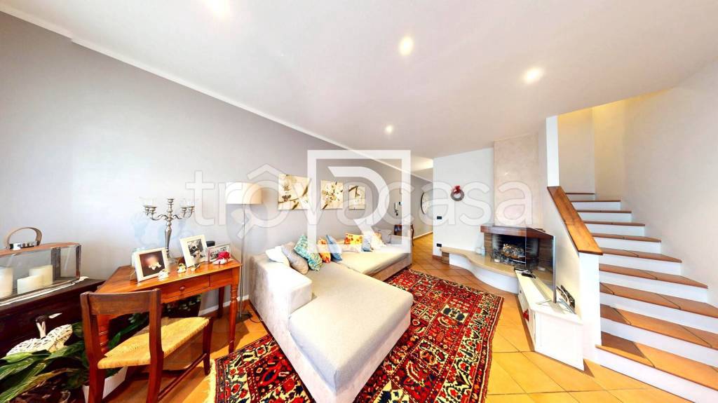 casa indipendente in vendita a Roncofreddo in zona Gualdo