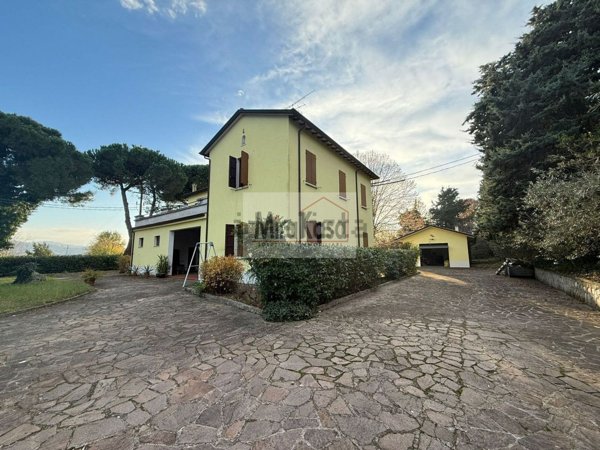 casa indipendente in vendita a Roncofreddo in zona Sorrivoli