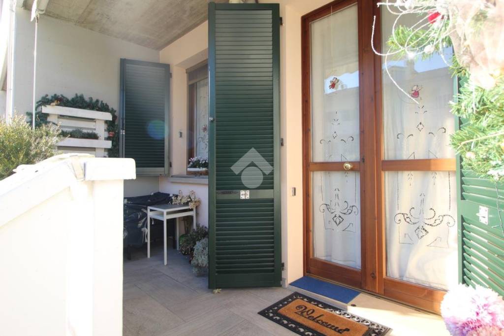 casa indipendente in vendita a Roncofreddo in zona Gualdo