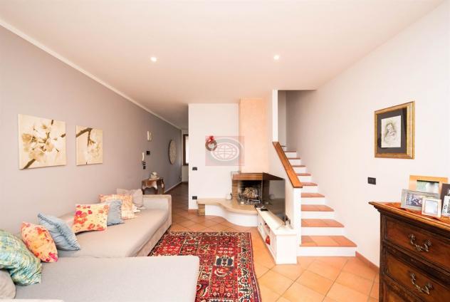 casa indipendente in vendita a Roncofreddo in zona Gualdo