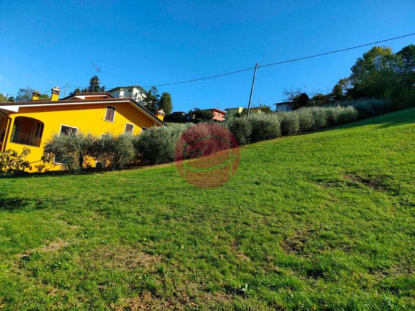 terreno edificabile in vendita a Roncofreddo