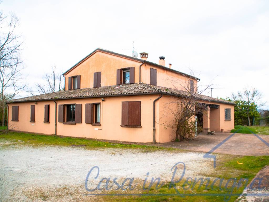 casa indipendente in vendita a Roncofreddo