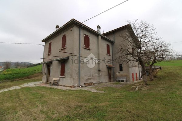 casa indipendente in vendita a Roncofreddo in zona Santa Paola