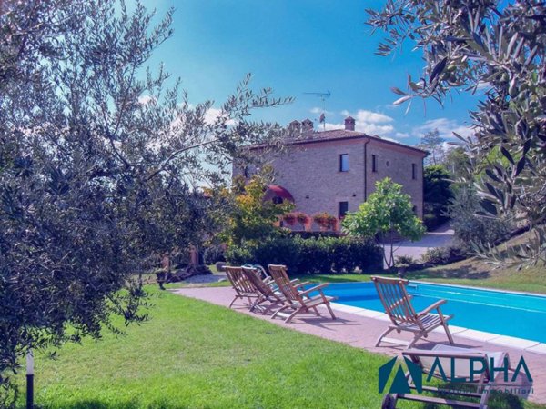 casa indipendente in vendita a Roncofreddo in zona Sorrivoli