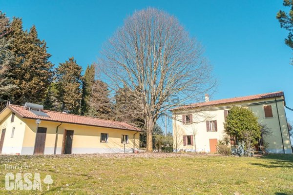 casa indipendente in vendita a Roncofreddo in zona Sorrivoli