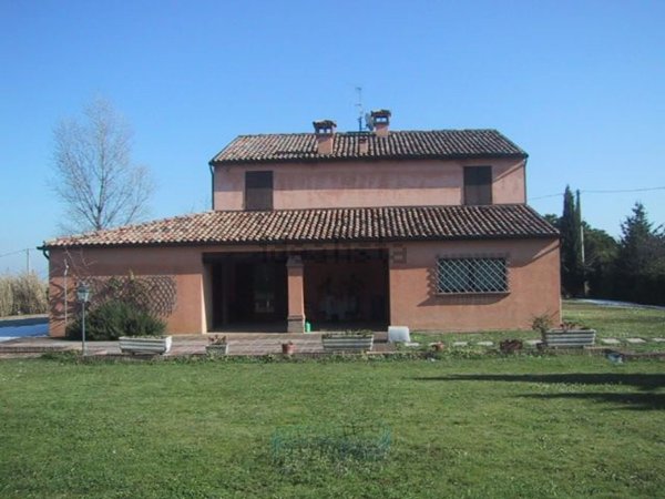 casa indipendente in vendita a Roncofreddo