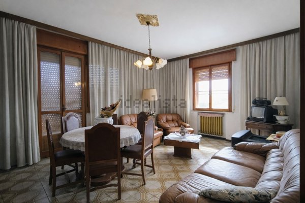 appartamento in vendita a Roncofreddo in zona Cento