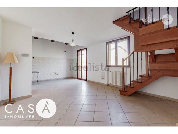 appartamento in vendita a Roncofreddo in zona Gualdo