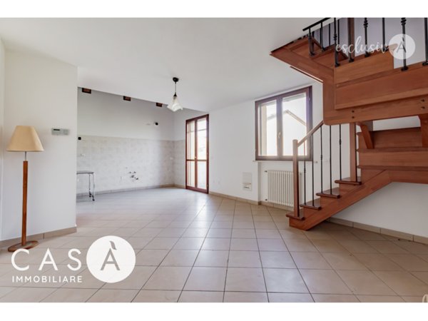 appartamento in vendita a Roncofreddo in zona Gualdo