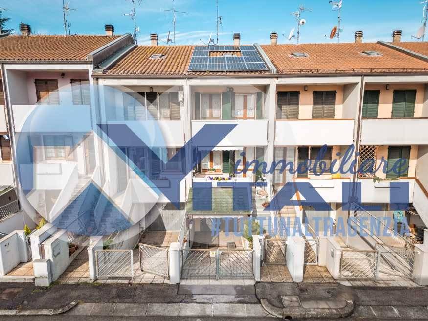 casa indipendente in vendita a Roncofreddo in zona Gualdo