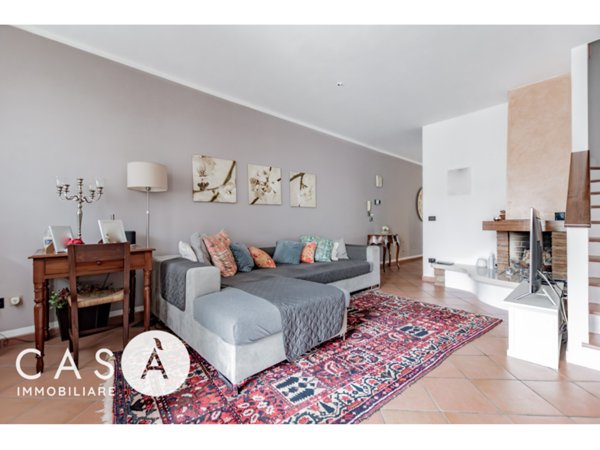 casa indipendente in vendita a Roncofreddo in zona Gualdo